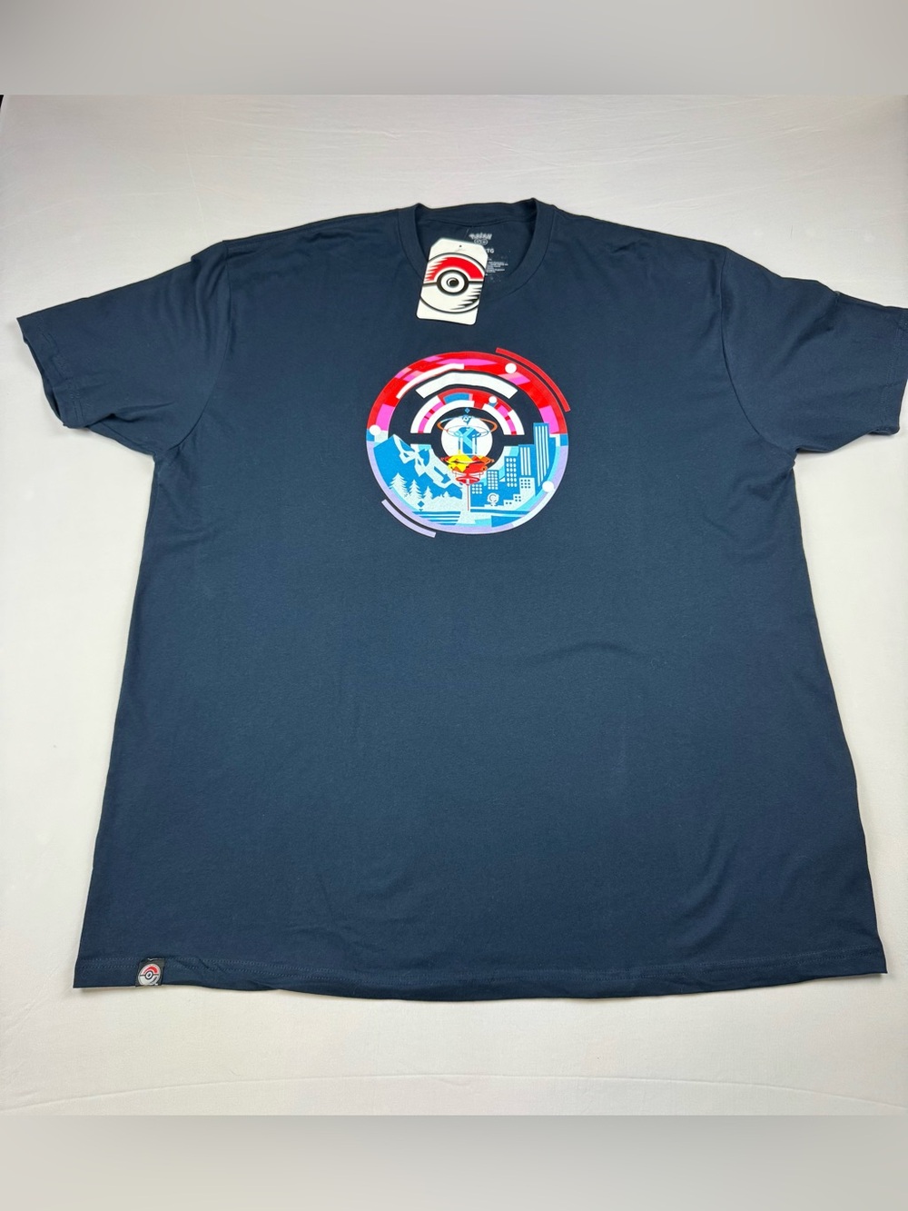 Pokemon T-Shirt Mens Large Go Fest 2021 Center Exclusive Limited Edition Graphic